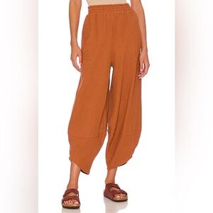 FP Beach Leo Pant Slouchy Red Sz M